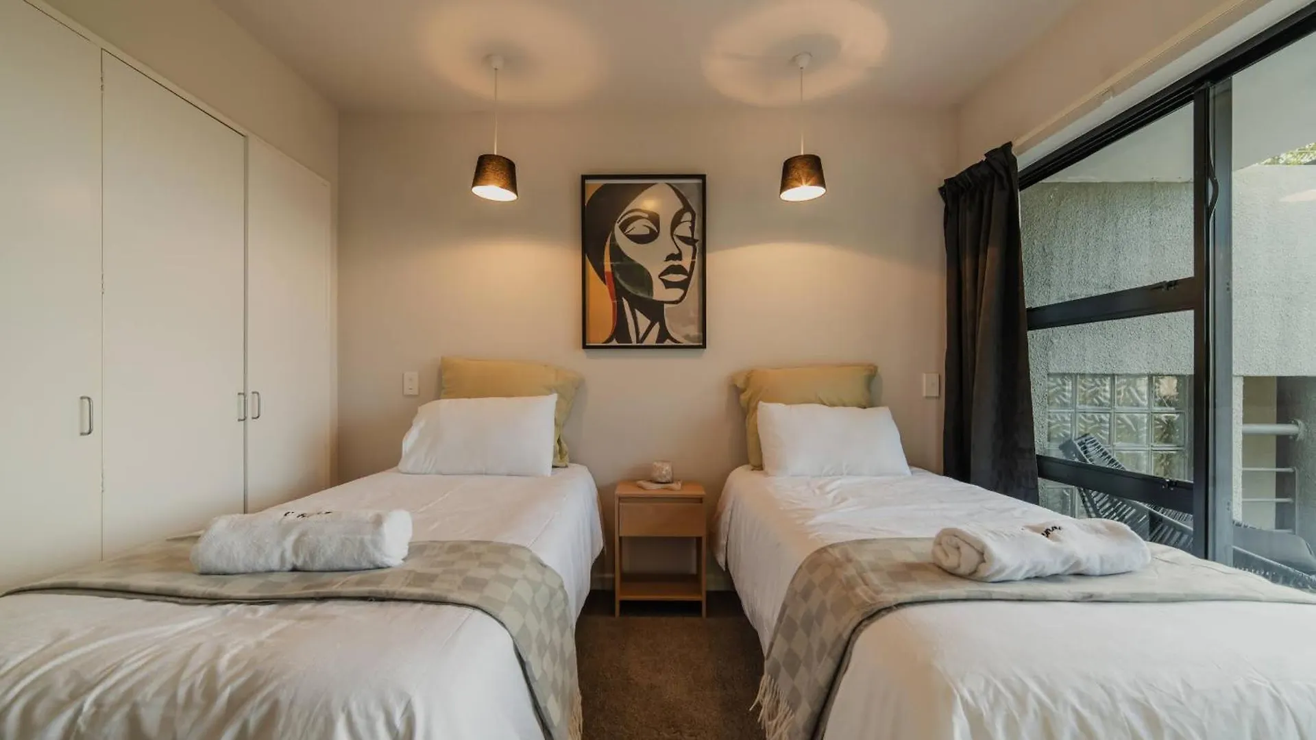 Adventure & Relaxation Cozy 3Br Stay With Games & Scenic Views Christchurch