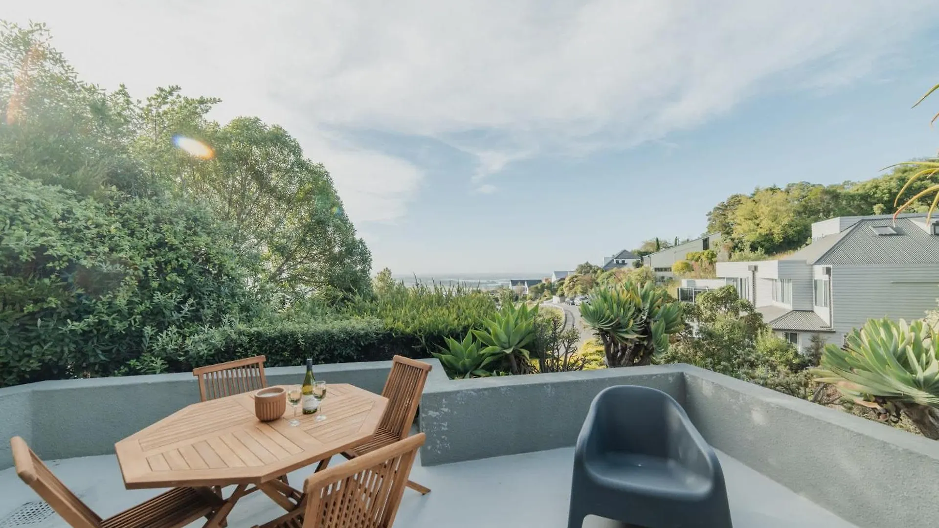 Adventure & Relaxation Cozy 3Br Stay With Games & Scenic Views Christchurch