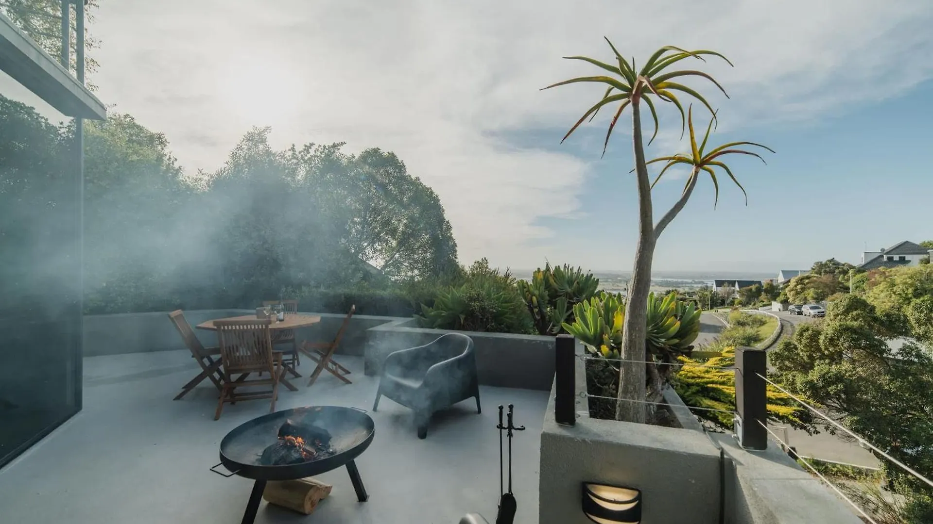 Adventure & Relaxation Cozy 3Br Stay With Games & Scenic Views Christchurch 0*,  Nieuw-Zeeland